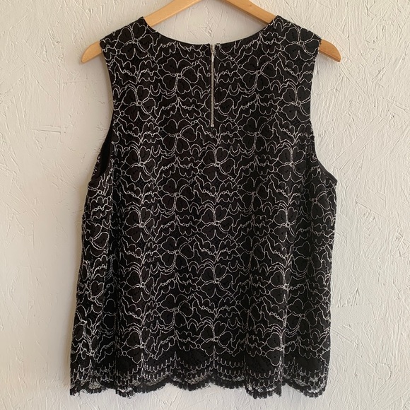 Elle laced Tank Top - Picture 6 of 10